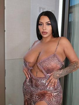 OnlyFans - Nivien Kharbeiti / ninapralliina — photo 43 of 220