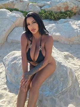 OnlyFans - Nivien Kharbeiti / ninapralliina — photo 72 of 220
