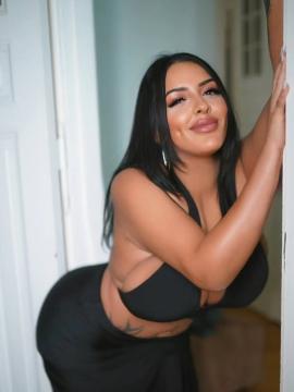 OnlyFans - Nivien Kharbeiti / ninapralliina — photo 73 of 220