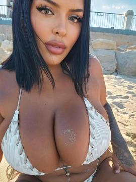 OnlyFans - Nivien Kharbeiti / ninapralliina — photo 82 of 220