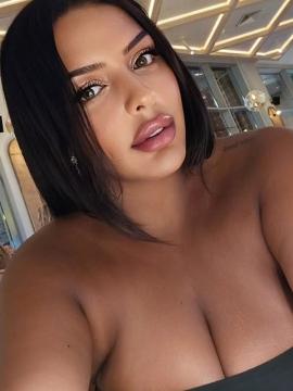 OnlyFans - Nivien Kharbeiti / ninapralliina — photo 84 of 220