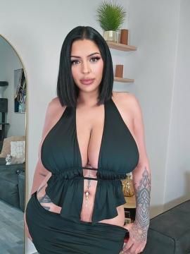 OnlyFans - Nivien Kharbeiti / ninapralliina — photo 109 of 220