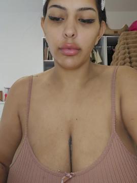 OnlyFans - Nivien Kharbeiti / ninapralliina — photo 126 of 220