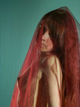 Llitia - Under the Cloth — photo 5 of 16