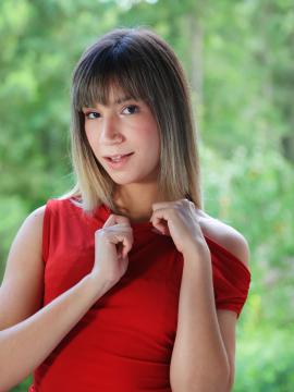 Presenting Megan Love — photo 2 of 16