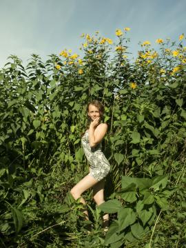 Vega - Field of daisies — photo 3 of 16