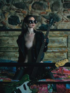 Rock Star 1 — photo 1 of 16
