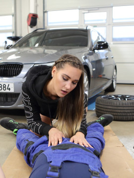 Rough Sex with a Sporty Babe at the Car Shop — photo 2 of 16