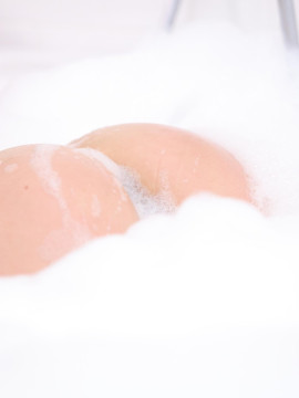 The Most Sensual Bath Solo by Arwen Gold in VR — photo 9 of 16