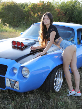 Irene Rouse: Blue Camaro — photo 2 of 16