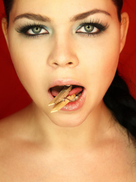 Shione: Clothespins — photo 7 of 16