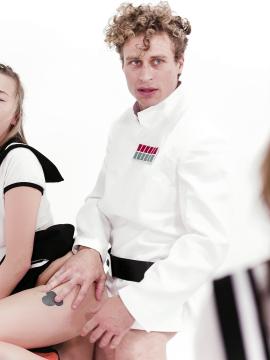 Future Darkly: The White Room, Scene #01 — photo 4 of 15