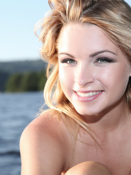 Malinda A: Summer on a boat — photo 11 of 16