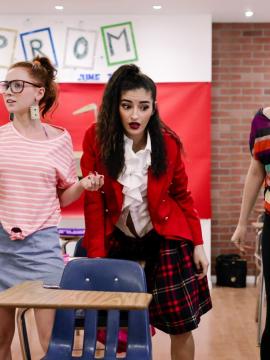 Girlcore | S1 E6 | Private School, Scene #01 — photo 4 of 15