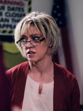 Outnumbered, Scene #01 — photo 3 of 15