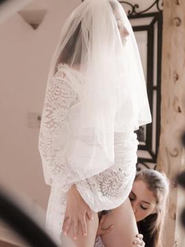 Holy Matri-Moly: Baited Bride — photo 4 of 15