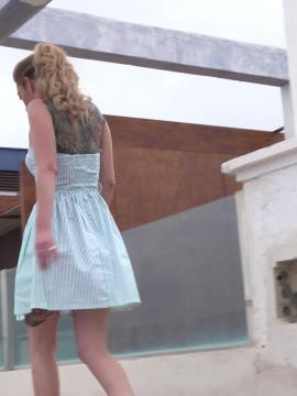 Aylin On Vacation — photo 14 of 15