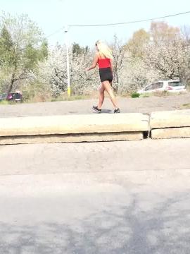 Roadside Pissing — photo 15 of 15