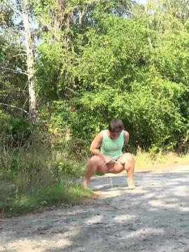 Mint Green Pee — photo 2 of 15