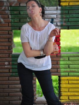 Smoking Mina — photo 11 of 15