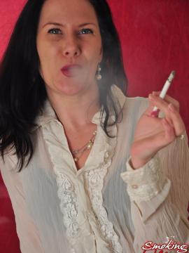 Smoking Mina — photo 13 of 15