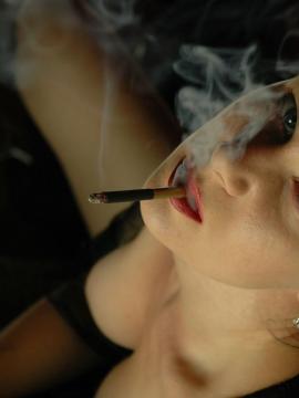 Smoking Mina — photo 14 of 15