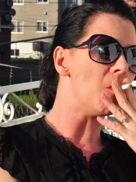 Smoking Mina — photo 13 of 15