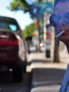 Smoking Mina — photo 4 of 15