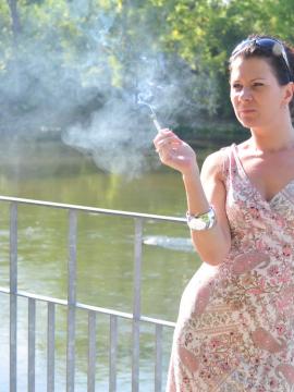 Smoking Mina — photo 9 of 15