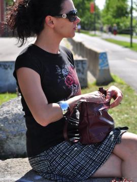 Smoking Mina — photo 10 of 16