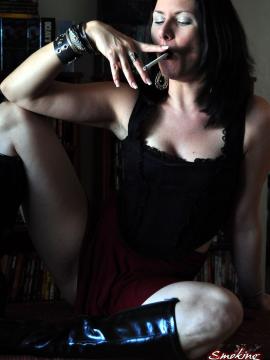 Smoking Mina — photo 2 of 15