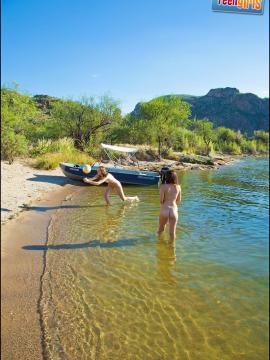 Cami and Bree Naked Volleyball — photo 16 of 16