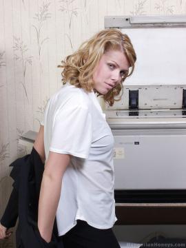 Katalin Kiraly Kinky With The Copier