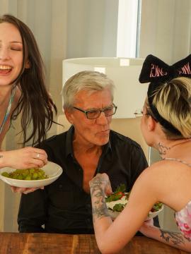 Nasty bi lunch part 1 — photo 3 of 24