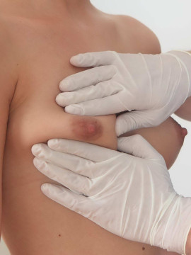 Tall teenie boned by a doctor — photo 3 of 16