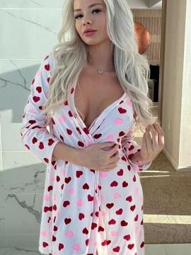 Pornstar Elsa Jean OnlyFans Leak - 9 of 59 — photo 11 of 20