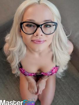 Pornstar Elsa Jean OnlyFans Leak - 51 of 59 — photo 12 of 20