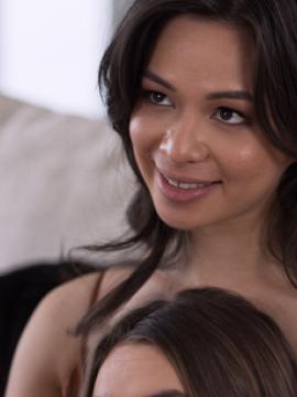 Sera Ryder and Scarlett Alexis have learned a lot but they want to learn more about how their tutor sucks and fucks — photo 9 of 16