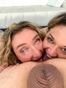 SUSIE STELLAR & VANESSA VEGA 3-Way POV — photo 13 of 15