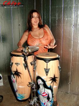 Queen Of Bongos — photo 1 of 16