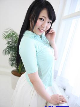Yui Kawagoe — photo 2 of 40