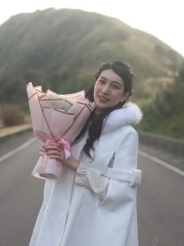 POV Date With Smoking Hot Brunette Babe, Jiaxin — photo 1 of 15