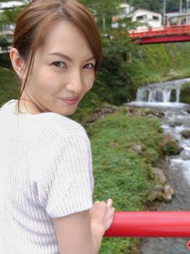 Hitomi Hayama Thanks Her Lover With A Nice Blowjob — photo 1 of 15
