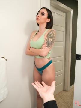 Stepsis Just Wants To Help, Scene #01 — photo 1 of 15