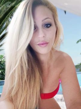 OnlyFans - BIKINI GIRLS 👧 😍 Scene 7 — photo 2 of 20