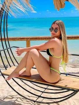OnlyFans - BIKINI GIRLS 👧 😍 Scene 96 — photo 4 of 20