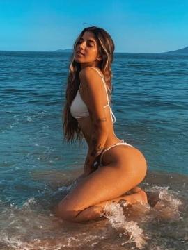 OnlyFans - BIKINI GIRLS 👧 😍 Scene 100 — photo 2 of 20