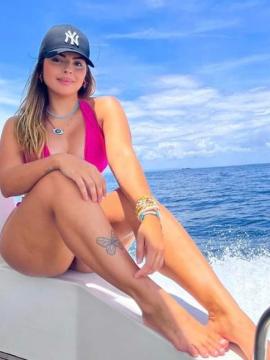 OnlyFans - BIKINI GIRLS 👧 😍 Scene 101 — photo 1 of 20
