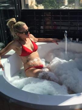 OnlyFans - BIKINI GIRLS 👧 😍 Scene 201 — photo 18 of 20