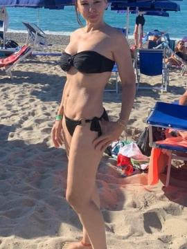 OnlyFans - BIKINI GIRLS 👧 😍 Scene 213 — photo 2 of 20